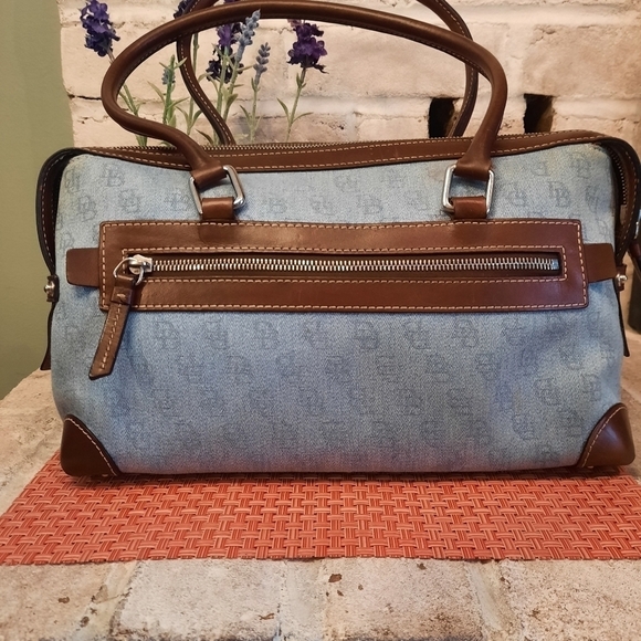 Dooney & Bourke Denim Handbag with Chocolate Brown Leather Large Purse - Picture 2 of 14